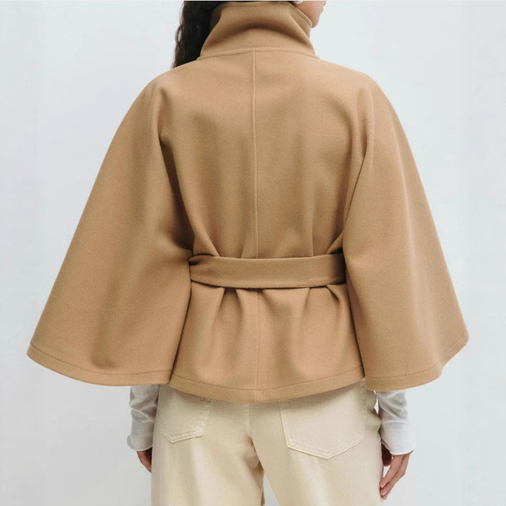 Damen nan weite Cape-Jacke mit Stehkragen, verdeckter Knopfleiste und Bindegürtel Echo Archiv