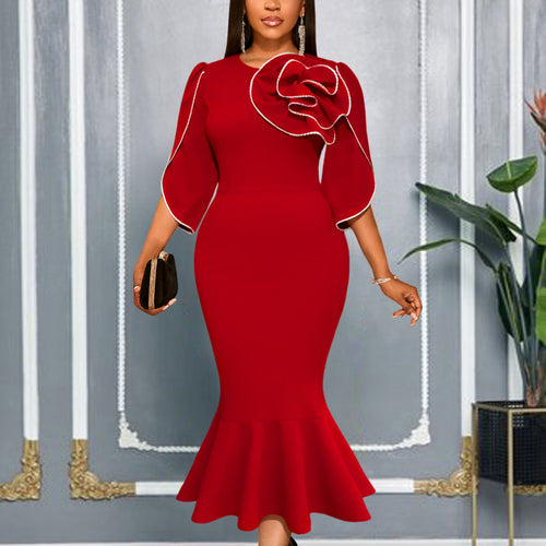 Damen figurbetontes Abendkleid mit Schößchen und voluminösem Rüschendesign Echo Archiv
