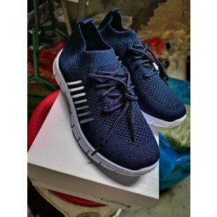 Damen atmungsaktiver Strick-Sneaker mit flexibler Segmentsohle und Komfortfußbett Echo Archiv