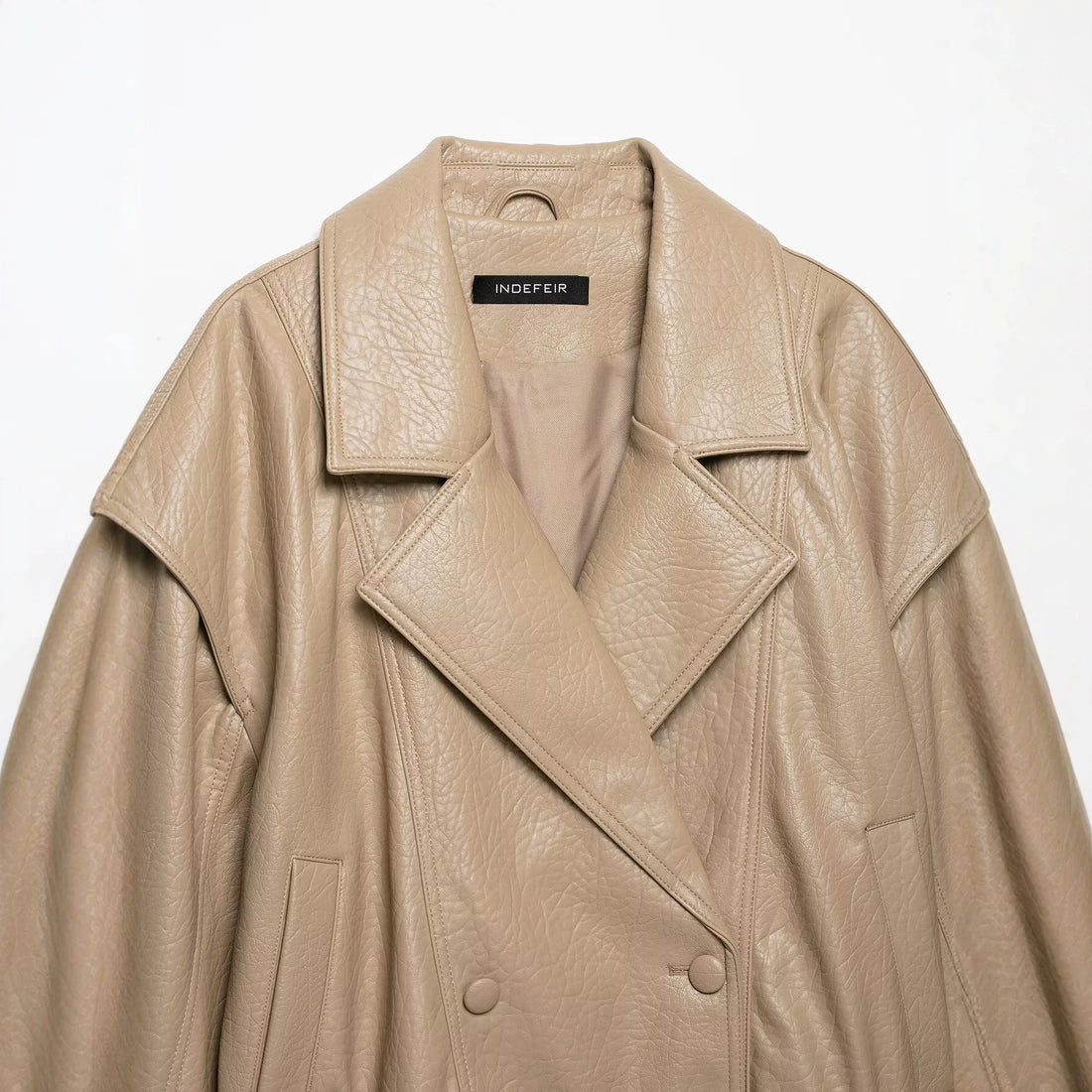 Damen Kurz geschnittene Kunstlederjacke im Oversized-Trenchstil Echoarchiv