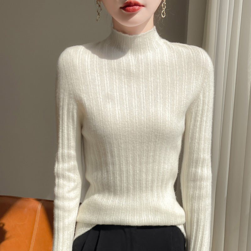 Damen Schmal geschnittener Feinstrick-Pullover mit kurzem Stehkragen und feiner Rippenstruktur Echoarchiv