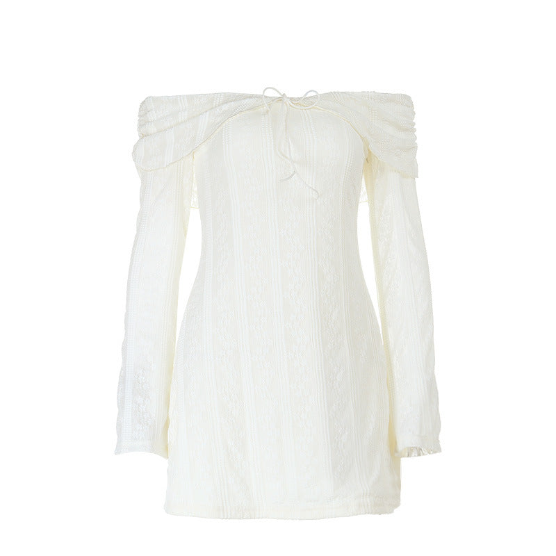 Damen Schulterfreies Spitzen-Minikleid mit geraffter Schulterpartie und Bindeband – Avérine