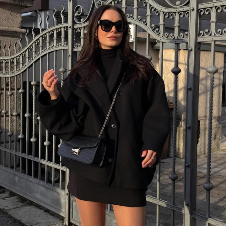 Damen Kurz geschnittener Oversize-Wollmix-Caban mit weitem Revers und kastiger Silhouette Echo Archiv