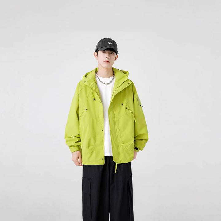 Herren Windbreaker-Jacke mit verstellbarem Kapuzenkragen und praktischen Taschen Echoarchiv