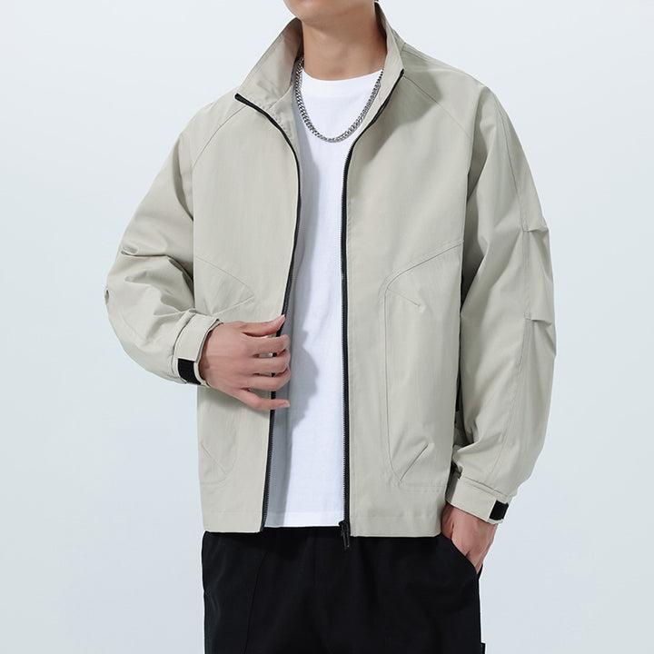 Herren Leichte Utility-Übergangsjacke mit Stehkragen, Raglanärmeln und verstellbaren Klettbündchen Echo Archiv