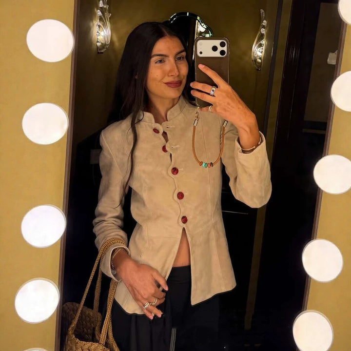 Damen Taillierter Wildleder-Blazer mit Stehkragen und Zierknöpfen Echoarchiv