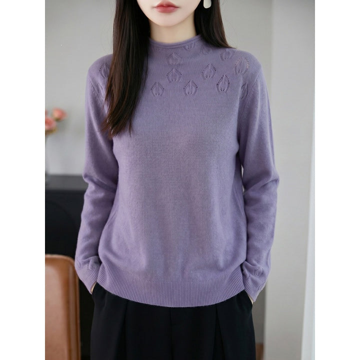 Damen Leichter Stehkragenpullover mit floralem Ajour‑Yoke und feiner Rippkante Echoarchiv