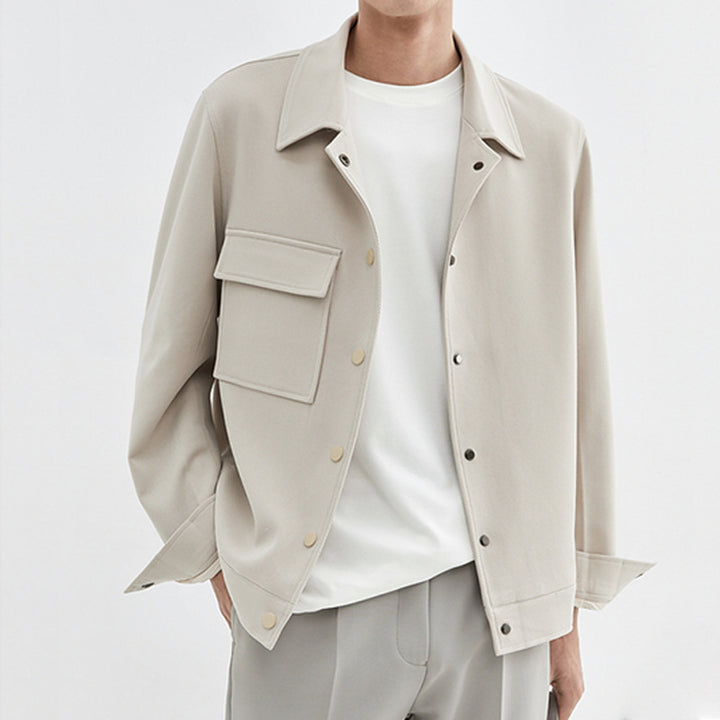 Herren Oversize-Utility-Jacke mit aufgesetzter Brusttasche und Druckknopfleiste Echoarchiv