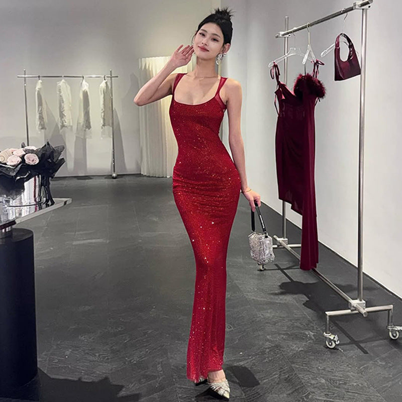 Damen Elegantes Maxikleid mit verführerischem Kreuzträger und schimmerndem Obermaterial Echo Archiv