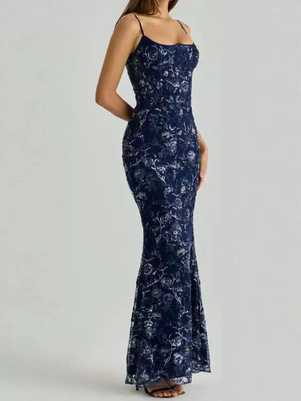 Damen nan elegantes besticktes Abendkleid mit Korsettoberteil und transparentem Spitzenüberzug Echoarchiv