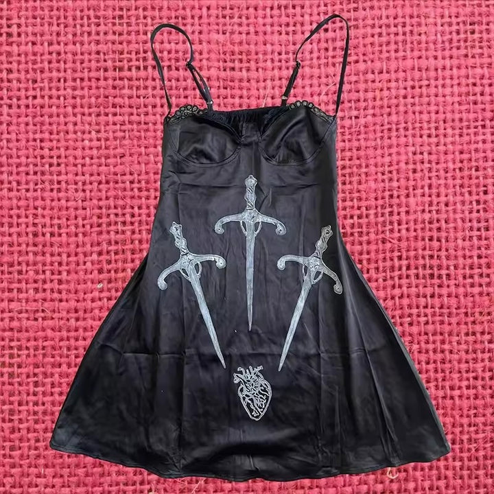 Damen Verspieltes Satin-Kleid mit Kunstgrafiken Echo Archiv