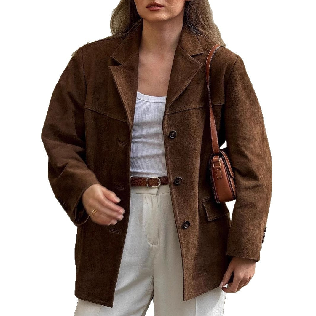 Damen Modische Wildlederjacke mit eleganten Details – Célinea