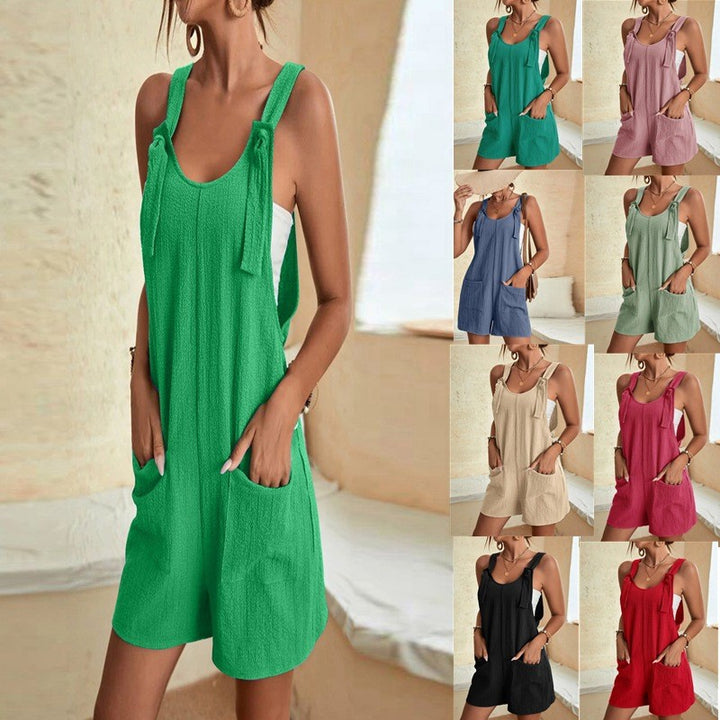 Damen Sommerlicher Latzshorts-Overall mit Knoten-Trägern und aufgesetzten Taschen Echo Archiv