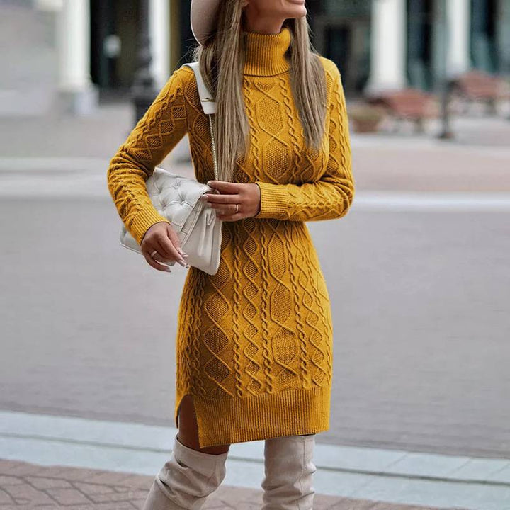 Damen nan figurbetontes Strickkleid mit Rollkragen, Zopfmuster, seitlichem Schlitz und geripptem Saum Echo Archiv