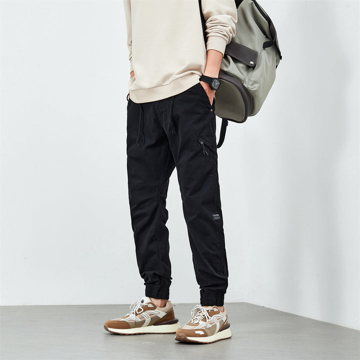 Herren Freizeithose mit elastischem Bündchen und funktionalen Taschen Echoarchiv