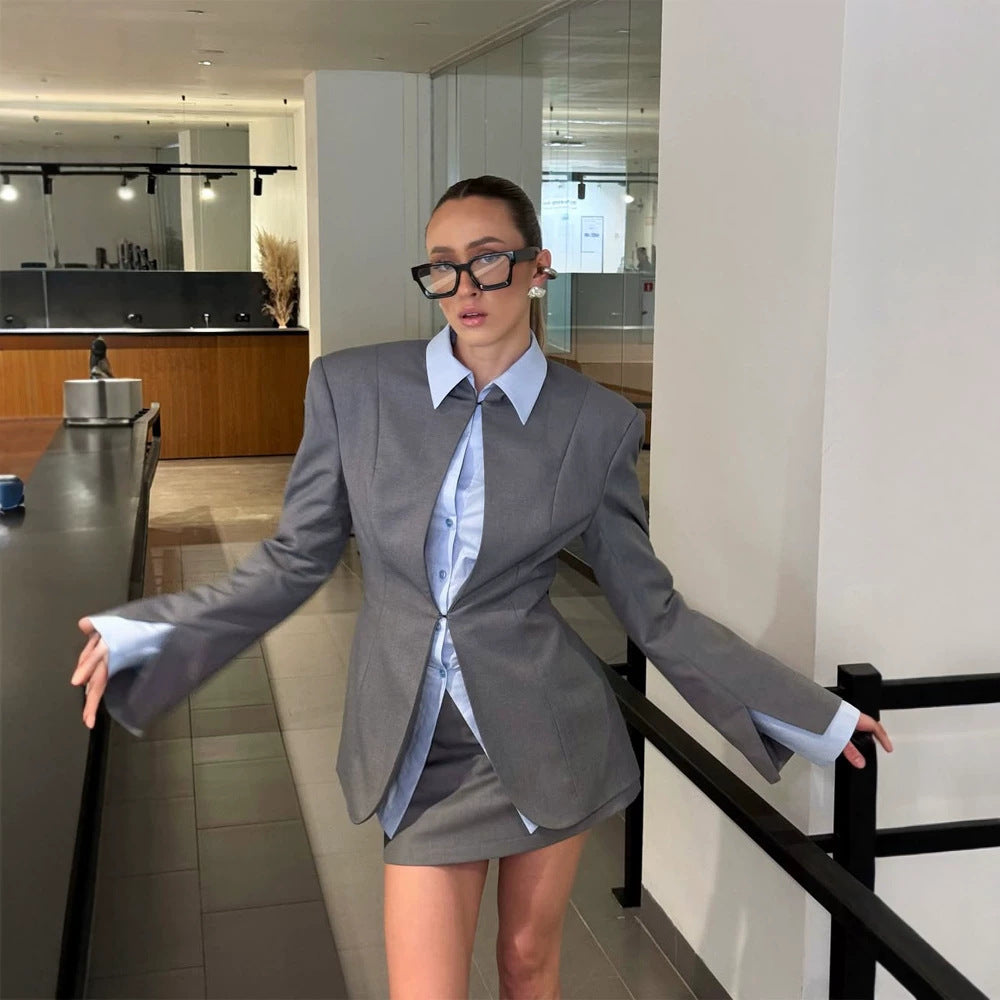 Damen Oversized Blazer- und Minirock-Set mit tailliertem Schnitt Echoarchiv