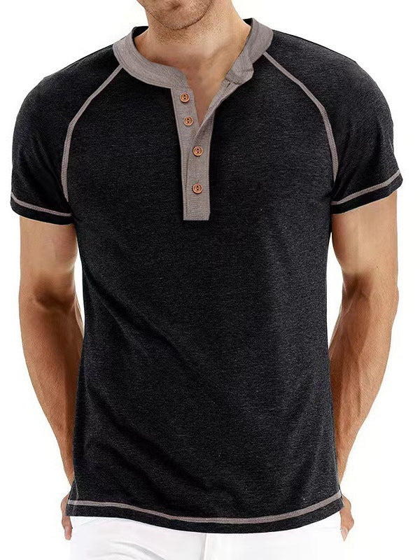 Herren modisches Henley-T-Shirt mit eleganter Knopfleiste und kontrastierenden Nähten Echoarchiv
