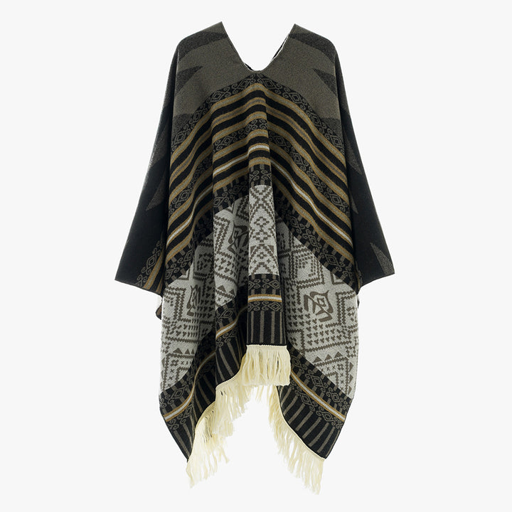 Damen Jacquard‑Ruana im Deckenstil mit V‑Ausschnitt, geometrischem Ethno‑Muster und Fransensaum – Avérine