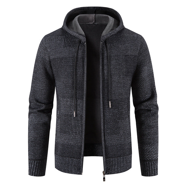 Herren Strickjacke mit Kapuze und modernen Strukturelementen Echoarchiv
