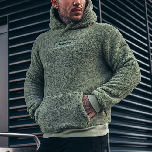 Herren kuscheliger Fleece-Hoodie mit Kängurutasche und hohem Kragen Echoarchiv