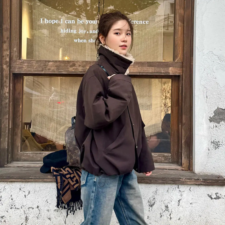 Damen Kurze Oversize-Boxy-Jacke mit Teddykragen und Druckknopfverschluss Echoarchiv