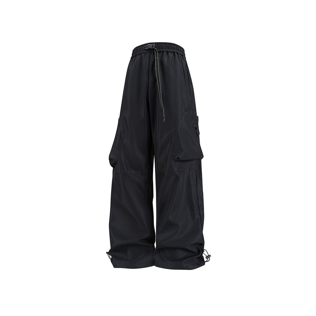 Herren Baggy-Cargo-Hose im Tech-Utility-Stil mit großvolumigen Klapptaschen, elastischem Bund und verstellbarem Kordelsaum Echo Archiv