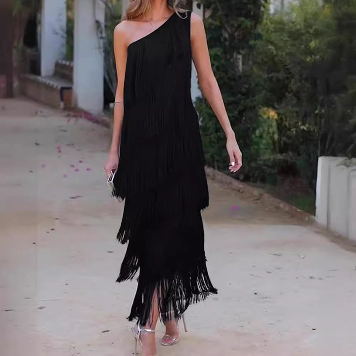 Damen Fransen Maxikleid mit asymmetrischem Schnitt und elegantem Detail Echo Archiv
