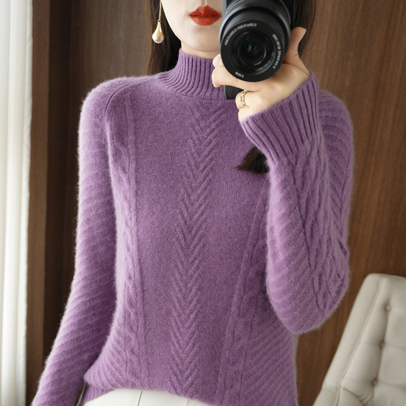 Damen Leichter Mohair‑Look Stehkragenpullover mit Zopf‑Ajour und taillierter Silhouette Echoarchiv