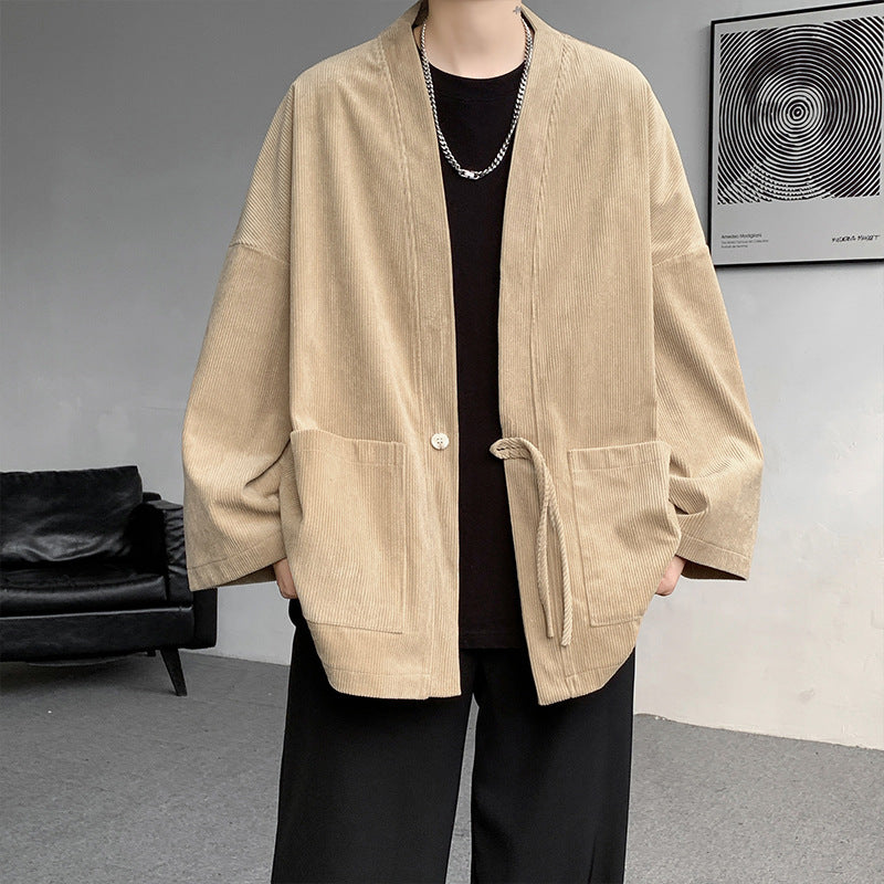 Herren nan oversized Cord-Kimono-Cardigan mit Kordelzug, aufgesetzten Taschen und Tropfenärmeln Echo Archiv