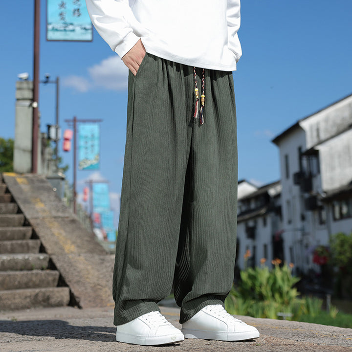 Herren Weit geschnittene Cord-Relaxhose mit elastischem Bund und Zierkordel Echo Archiv