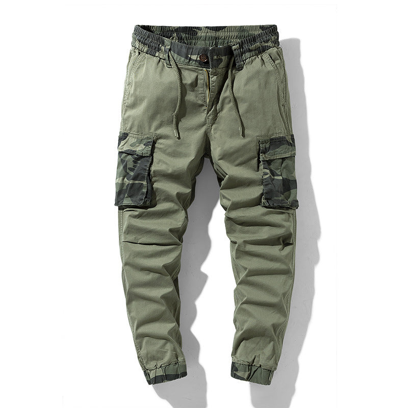 Herren Outdoor‑Cargohose im Joggerstil mit Camouflage‑Kontrast, ergonomischen Knieabnähern und elastischem Komfortbund Echo Archiv