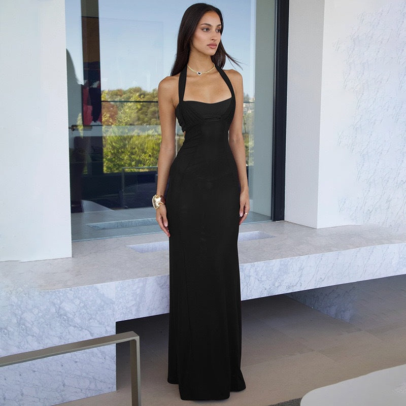 Damen Elegantes Maxikleid mit Halterneck und figurbetontem Schnitt Echo Archiv