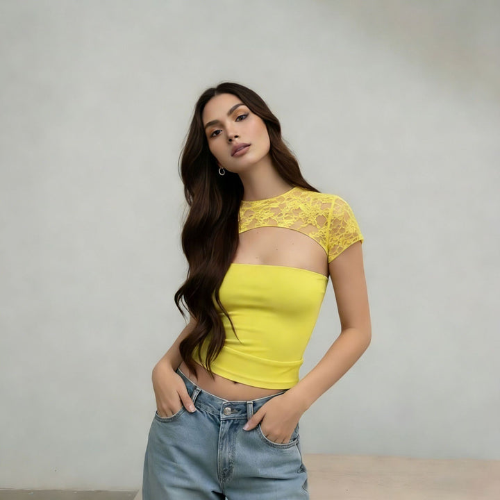 Damen Cropped Top mit Spitzenmuster und figurbetontem Schnitt Echo Archiv