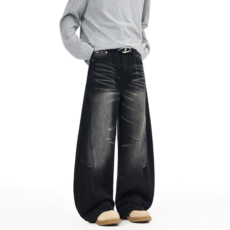 Herren Weitfallende Denim-Palazzo‑Hose mit skulpturalen Nahtpaneelen und bodenlangem Saum Echo Archiv
