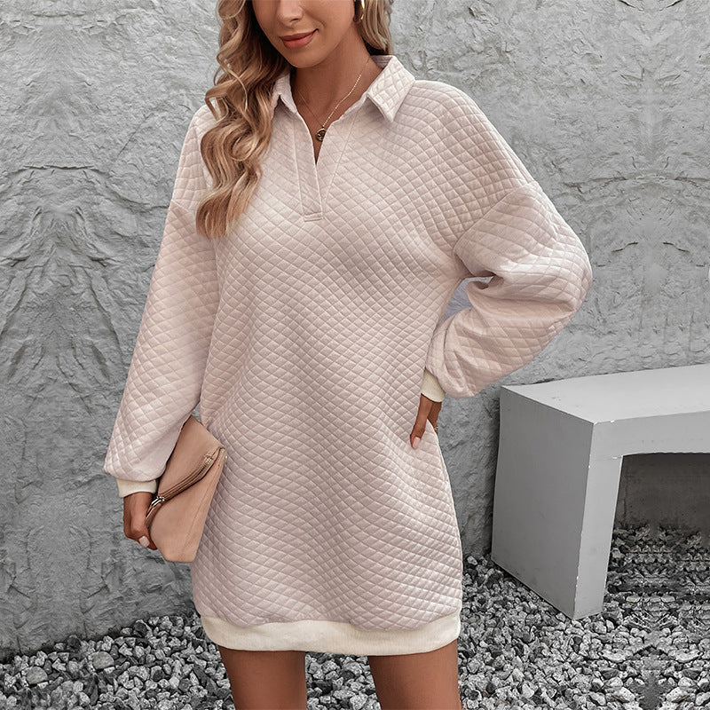 Damen Stepp‑Sweatshirtkleid mit Polokragen und geripptem Saum Echoarchiv