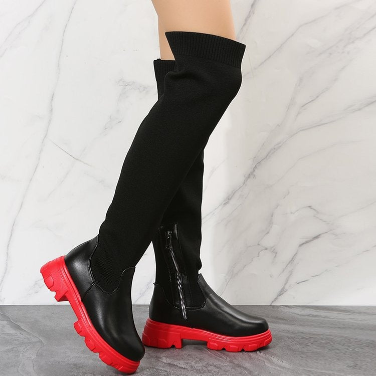 Damen Overknee-Stiefel mit elastischem Strickschaft, seitlichem Reißverschluss und markanter Chunky‑Lug‑Sohle Echo Archiv