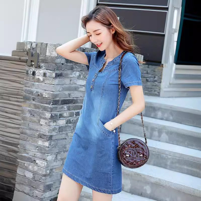 Damen Jeanskleid im lässigen Schnitt mit Knopfdetails und praktischen Taschen Echo Archiv