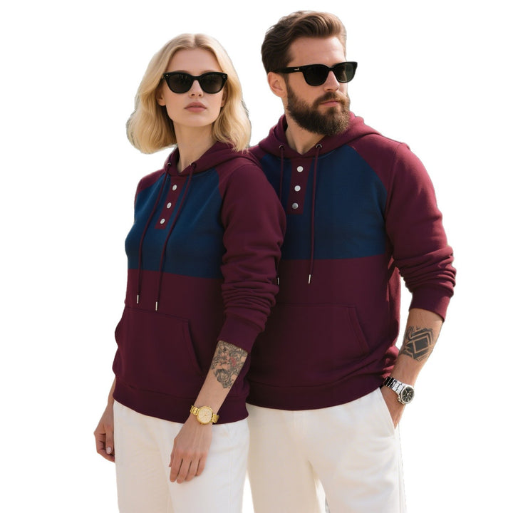 Herren modischer Kapuzenpullover mit strukturiertem Gewebe und praktischen Knopfdetails Echoarchiv