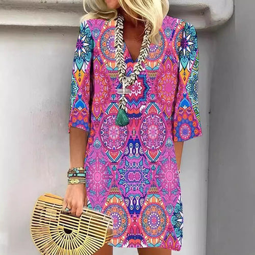 Damen nan kurzes Boho‑Tunika‑Minikleid mit V‑Ausschnitt, Mandala‑Alloverprint und Dreiviertelärmeln Echo Archiv