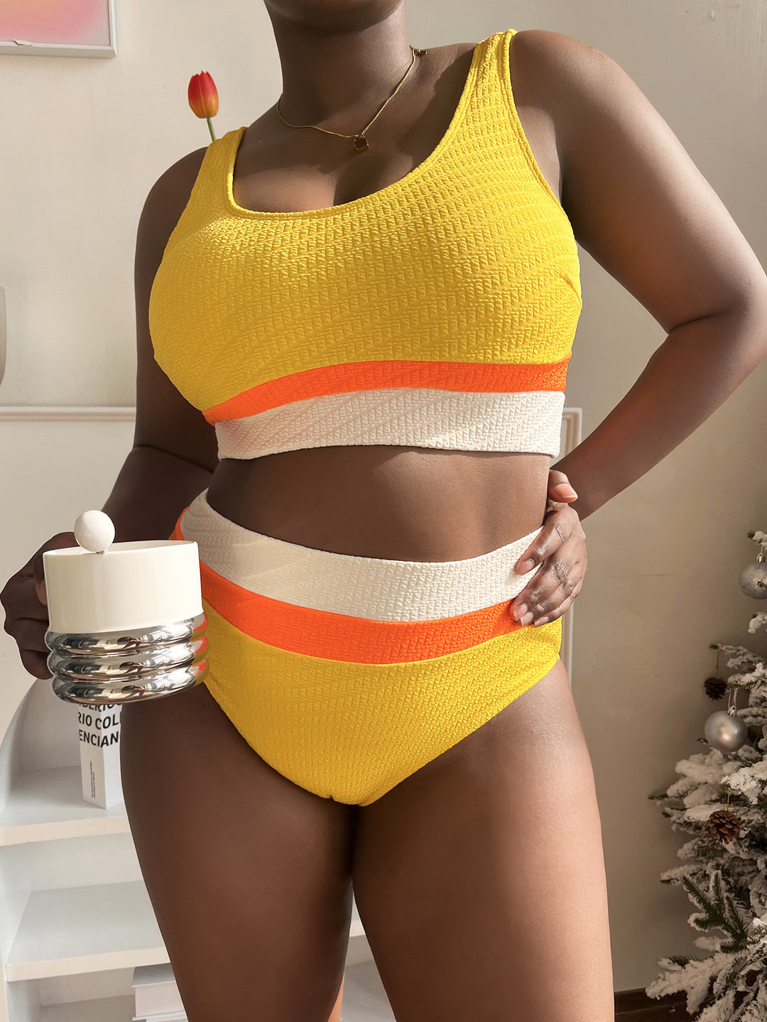 Damen Hochwertiger Sport-Bikini mit trendigen Farbblöcken Echo Archiv