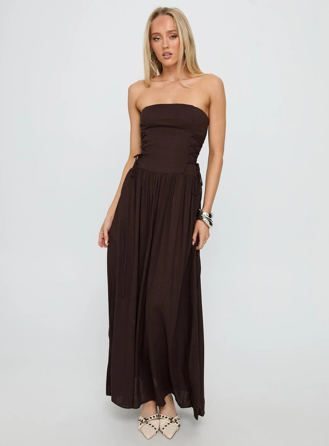 Damen Maxi-Kleid mit schulterfreiem Design und seitlichen Rüschendetails Echo Archiv