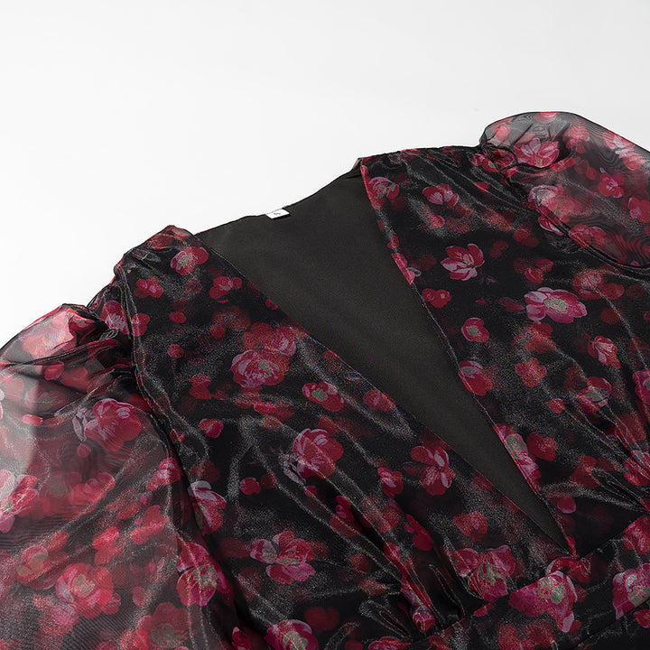 Damen Florales Chiffon-Minikleid mit tiefem V‑Ausschnitt, Rüschenstufen und Trompetenärmeln Echo Archiv