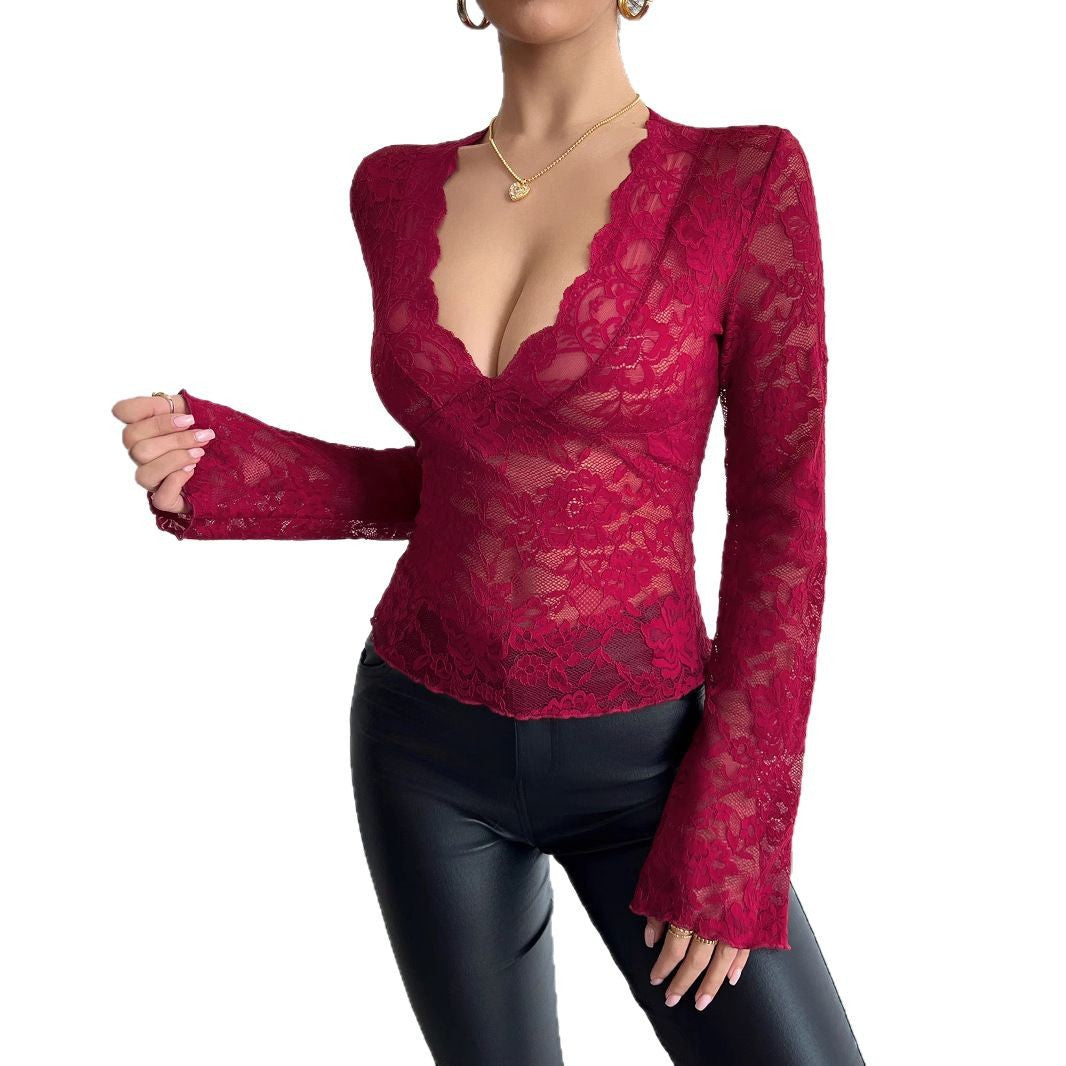 Damen nan tailliertes Spitzenshirt mit tiefem V-Ausschnitt, floraler Netzspitze und langen Ärmeln Echo Archiv