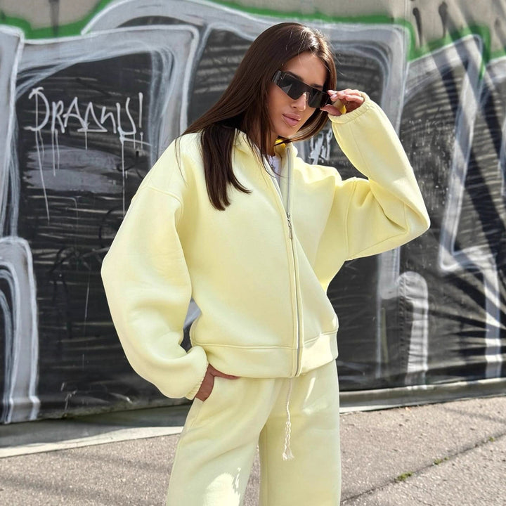Damen Sportlicher Oversized Hoodie und Jogginghose Set Echo Archiv