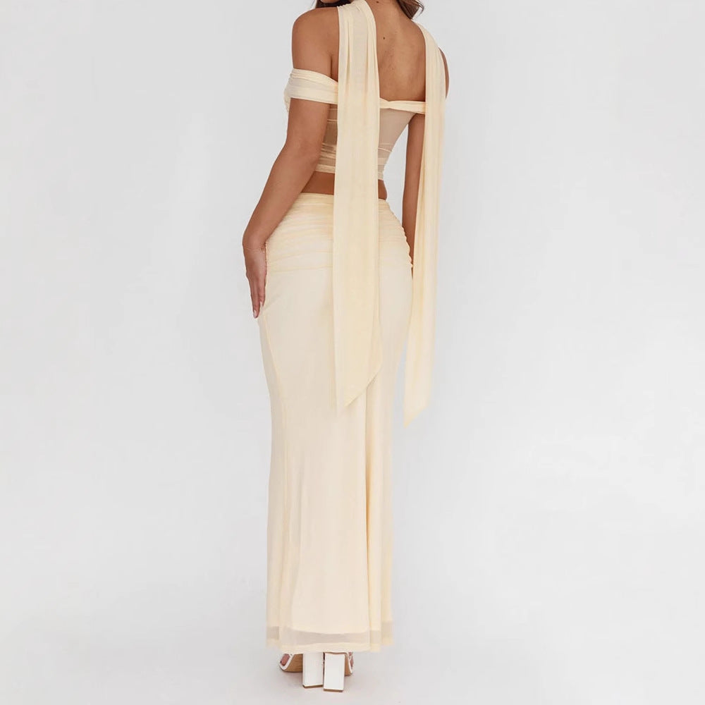 Damen elegantes Wickelkleid mit schulterfreiem Oberteil und drapierter Silhouette Echo Archiv