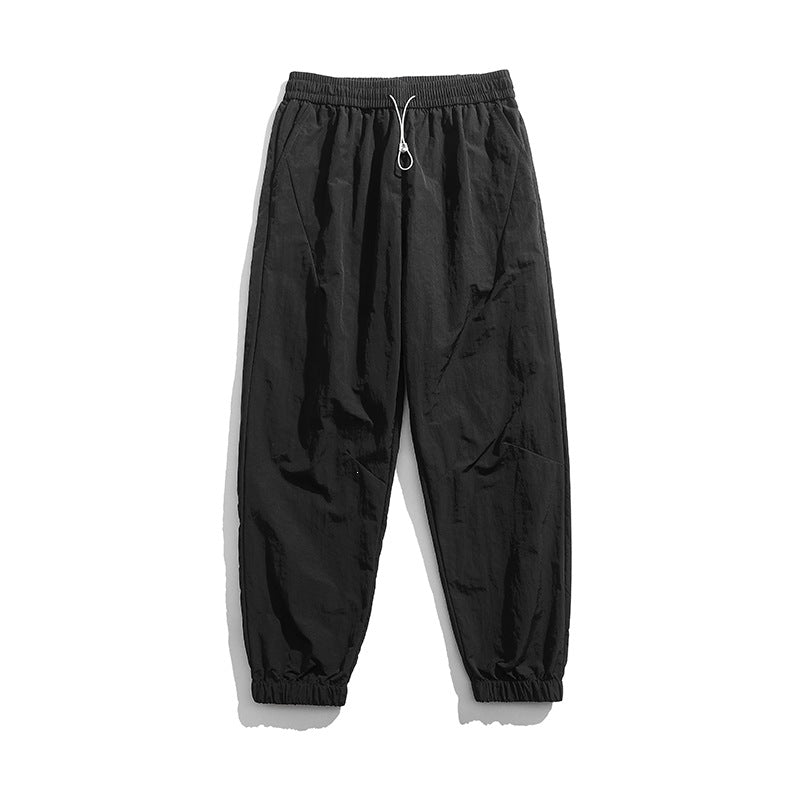 Herren Leichte Nylon-Jogginghose mit elastischem Bund, Kordelzug & gerippten Bündchen Echoarchiv