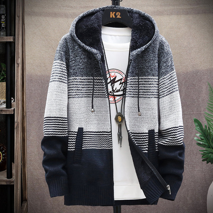 Herren kuschelige Strickjacke mit Kapuze und trendigem Streifenmuster Echoarchiv