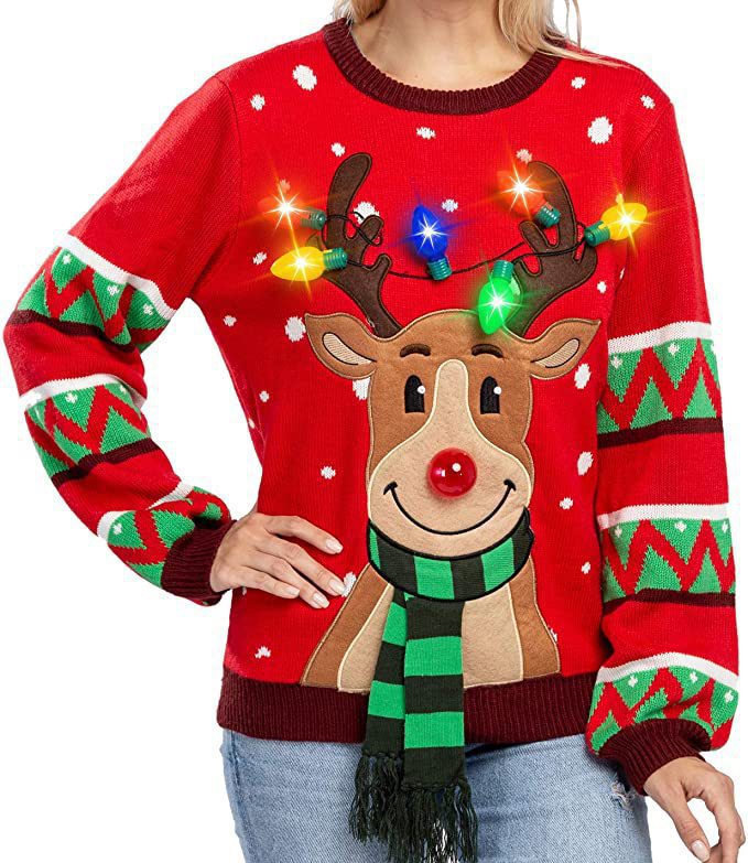 Damen nan weihnachtlicher Strickpullover mit Rentierapplikation integrierter Lichterkette und dreidimensionalem Nasenpompom Echo Archiv
