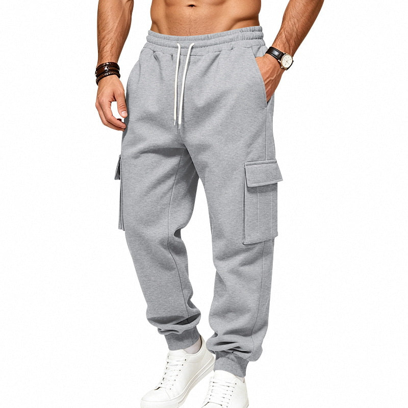 Herren Cargo-Jogginghose aus Sweat mit Kordelzug, elastischen Bündchen und großen Klappentaschen Echoarchiv