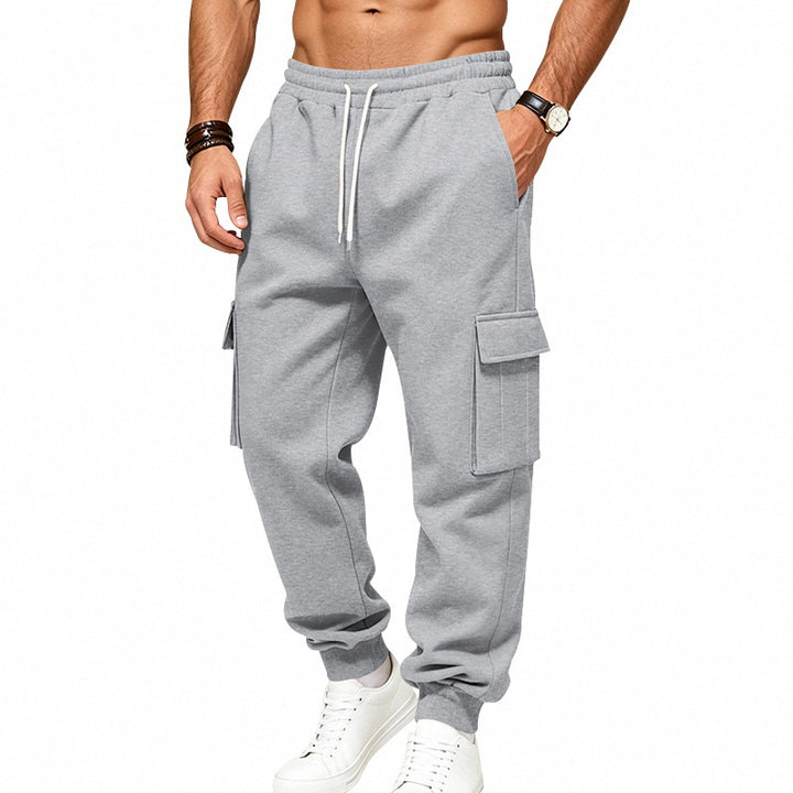 Herren Cargo-Jogginghose aus Sweat mit Kordelzug, elastischen Bündchen und großen Klappentaschen Echoarchiv